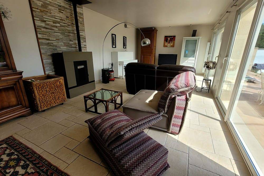 Promotions / Gite Gousseau  / Massages Sur Reservation in Buzy, Béarn