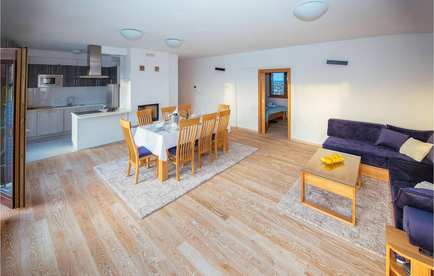 Ferienhaus für 13 Personen mit Pool in Ljubac, Zadar