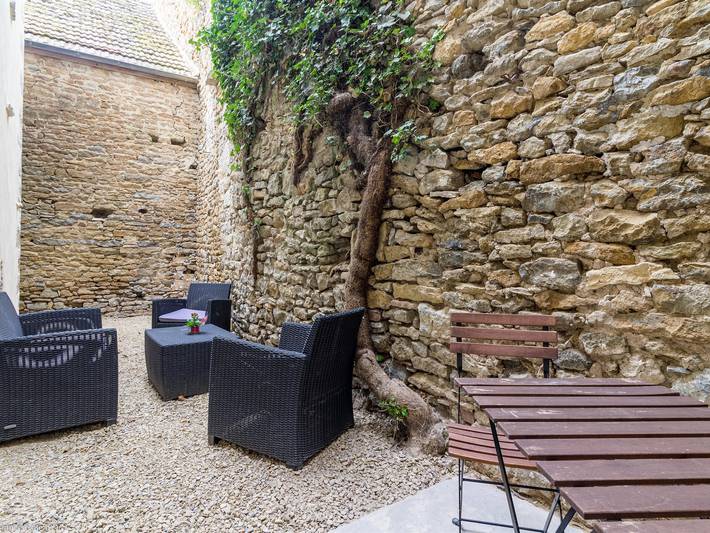 Renoviertes Dorfhaus in Nolay, 5 Personen, Haustiere erlaubt in Nolay, Beaune und Umgebung