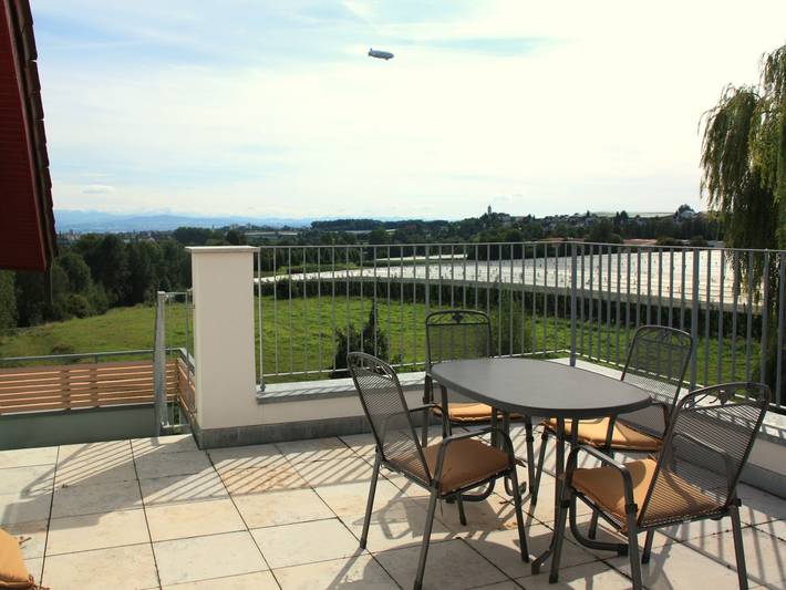 Ferienwohnung für 4 Personen, mit Balkon und Seeblick
