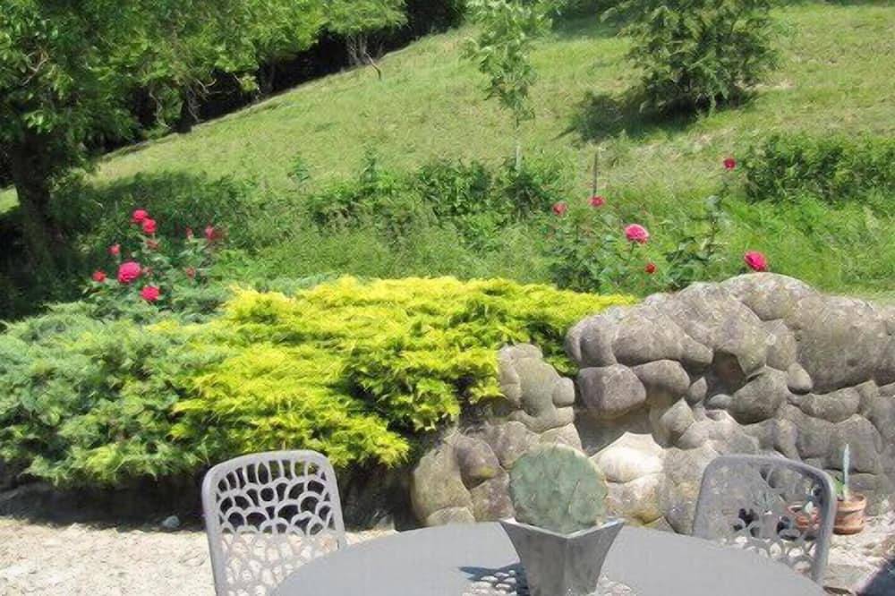 The farm Courcelles, in the countryside and Guise! in Guisa, Aisne