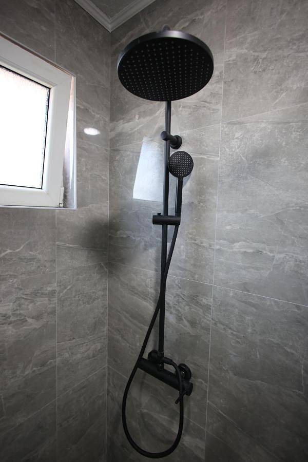 Gîte pour 3 personnes, avec vue ainsi que jardin et terrasse, animaux acceptés dans Prilep - 3