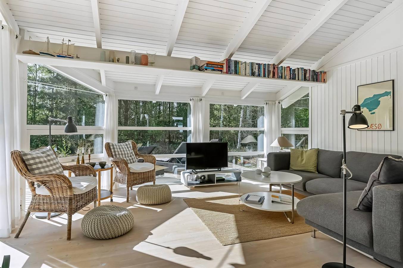 Stunning home in Læsø w/ Sauna, 3 Bedrooms and Wifi in Vesterø, Læsø