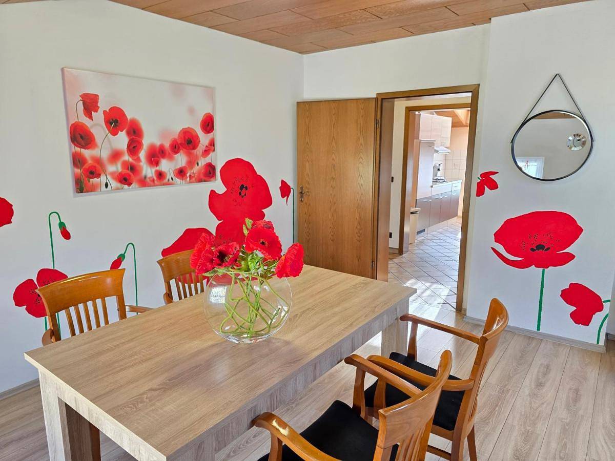 Geheel appartement, Elena flat Mohn Duisburg Zentrum in Duisburg, Ruhrgebied