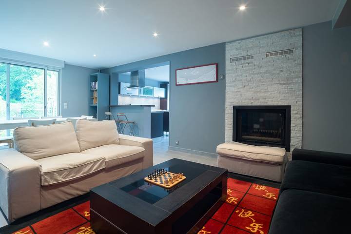 Gîte pour 12 personnes, avec terrasse ainsi que piscine et jardin, adapté aux familles à Ciboure - 3