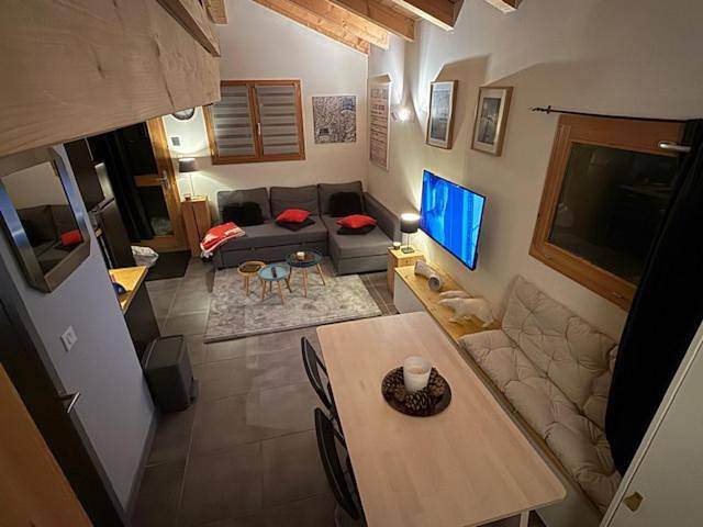 Appartement entier, Chaleureux studio plein sud en Tarentaise ! in Bozel, Massif de la Vanoise