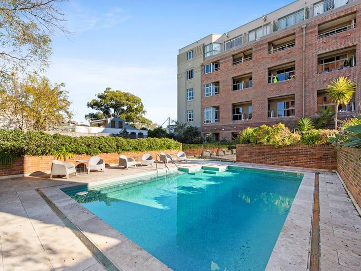Apartment for 2 people, with pool in Sydney