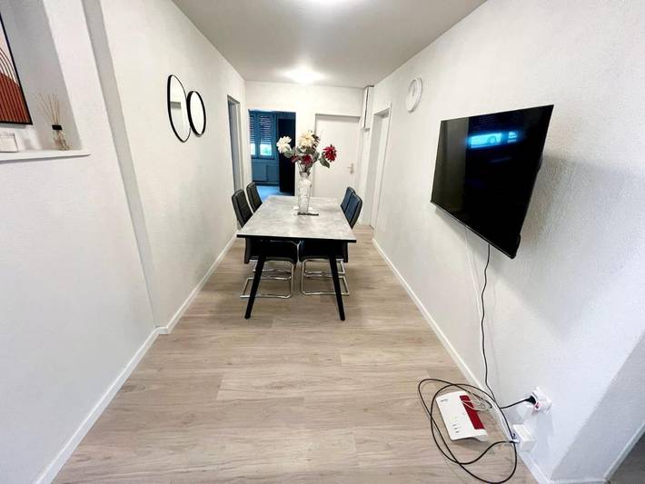 Ferienwohnung für 6 Personen, mit Terrasse und Ausblick in Bickenbach
