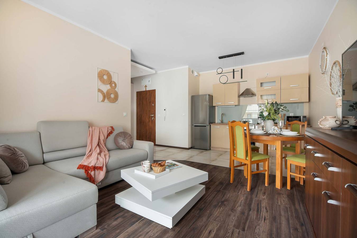 Cały apartament, Spacious Apartment with a Balcony | Parking | 2 Bedrooms in Toruń, Województwo kujawsko-pomorskie