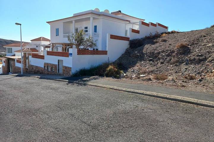 Villa für 14 Personen, mit Balkon in Tarajalejo