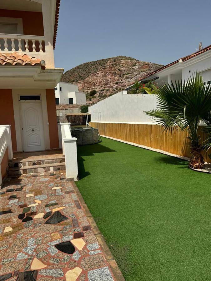 Location de vacances pour 15 personnes, avec piscine et vue ainsi que jardin et balcon à Águilas - 4