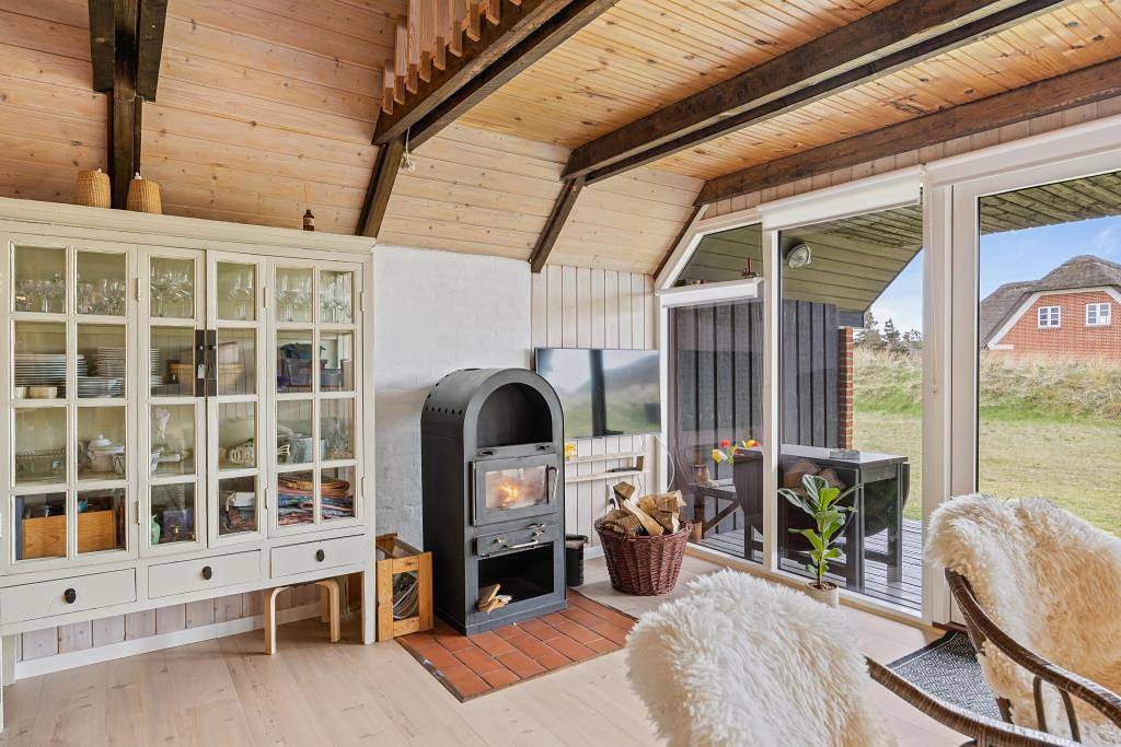 Hygge im Reetdach Haus, Meeresluft auf der Terrasse – 8 Personen in Blavand, Varde