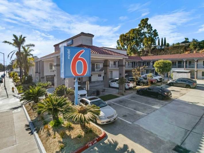Apartamento entero, 1 cama king size | No fumadores, microondas in La Mesa, San Diego County