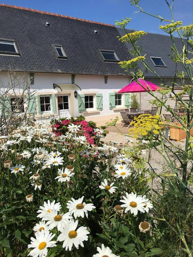 Location de vacances pour 6 personnes, avec vue et jardin, adapté aux familles à Les Loges - 3