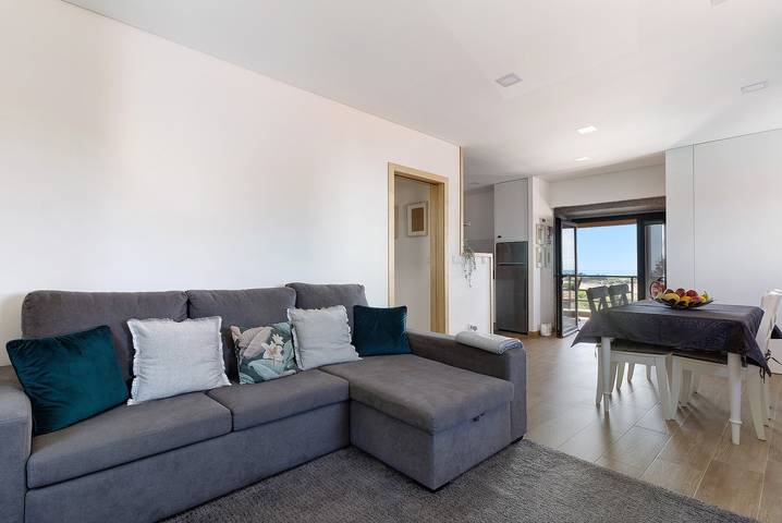 Holiday Home 'Da Lage' with Sea View, Wi-Fi and Air Conditioning in Castelo do Neiva, Viana do Castelo District
