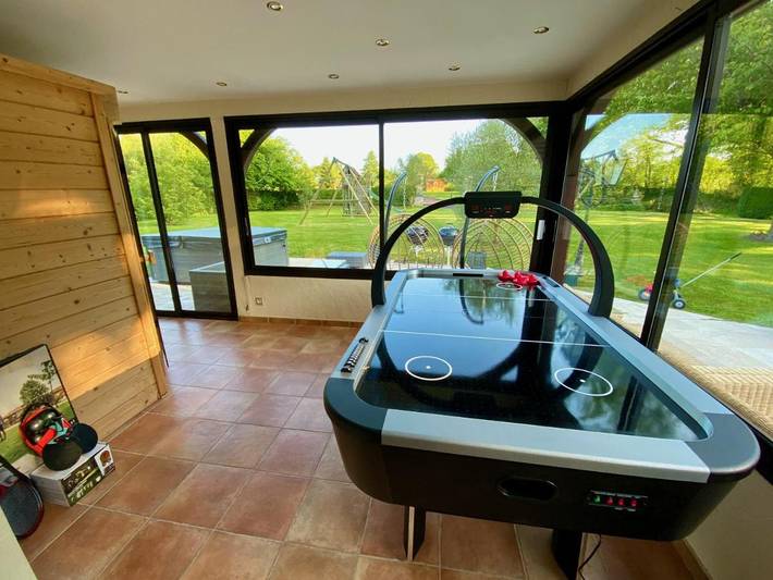 Location de vacances pour 15 personnes, avec terrasse et sauna ainsi que jardin et jacuzzi, animaux acceptés à Hudimesnil - 3