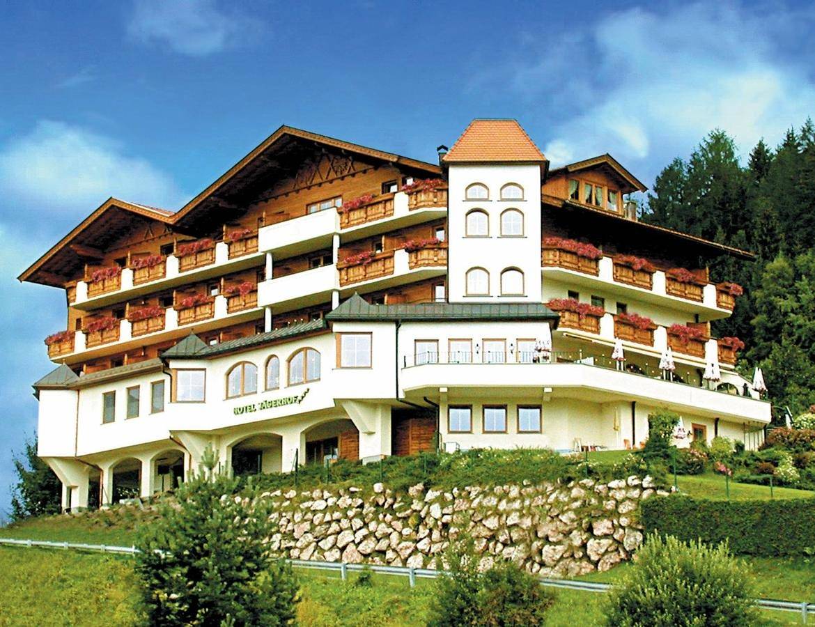 Hotel Jägerhof in Tuxer Alpen, Kolsassberg