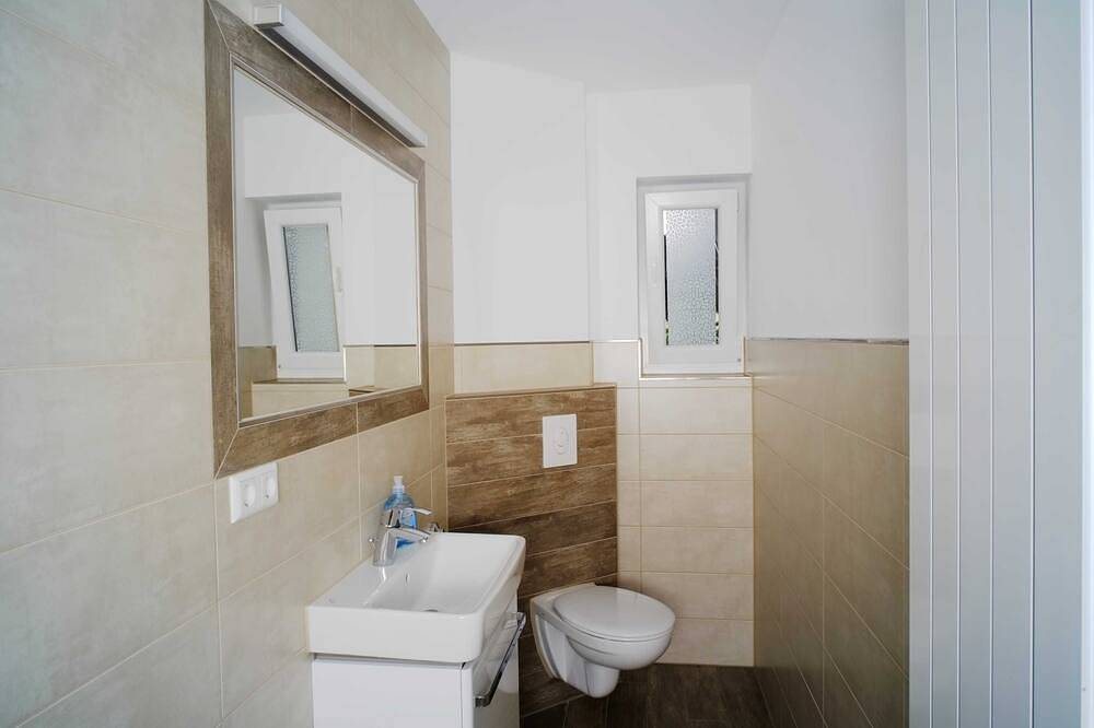 Ganze Wohnung, Wohnung B - 2 - Stadt-Apartments Wichernstraße in Wittenberg, Wittenberg (Landekris)
