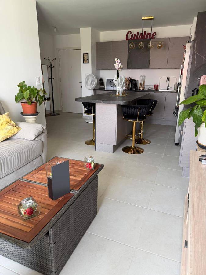 Maison d’hôte pour 4 personnes, avec Balcon ainsi que Terrasse et Vue à Cavaillon - 2