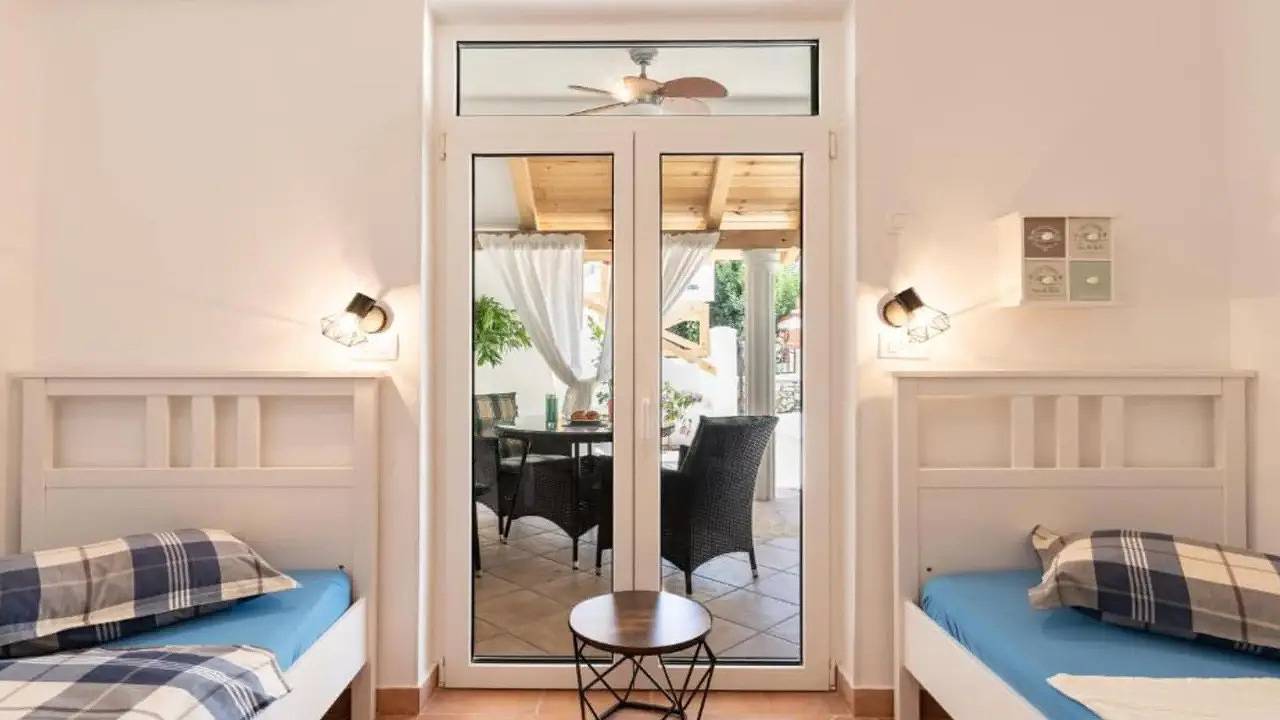 Ganze Ferienwohnung, Ferienwohnung für 4 Personen (43 m²) in Novalja in Novalja, Pag