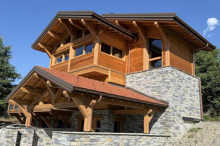 Chalet pour 15 personnes, avec Balcon ainsi que Jacuzzi et Sauna