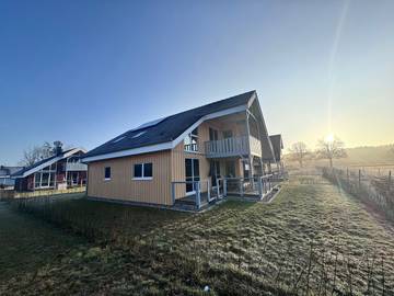 Ferienhaus für 8 Personen, mit Whirlpool und Sauna sowie Garten, mit Haustier in Mirow