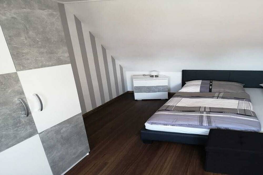 Ganze Wohnung, Müritzblick am Wünnow mit Wasserzugang und direkt in der Innenstadt. in Ludorf, Müritz