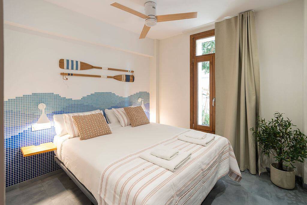 Cabanyal Rooms by Vlc Host 5 in Valencia, Costa de Valencia