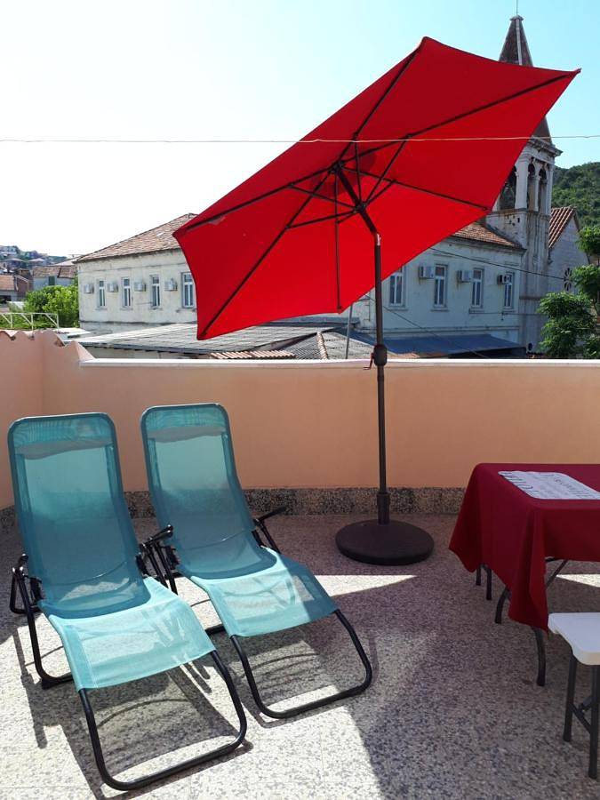 Maison d’hôte pour 6 personnes, avec jardin et vue à Trogir - 2