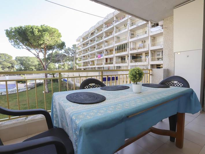 Gîte pour 5 personnes, avec terrasse et piscine à Salou - 2