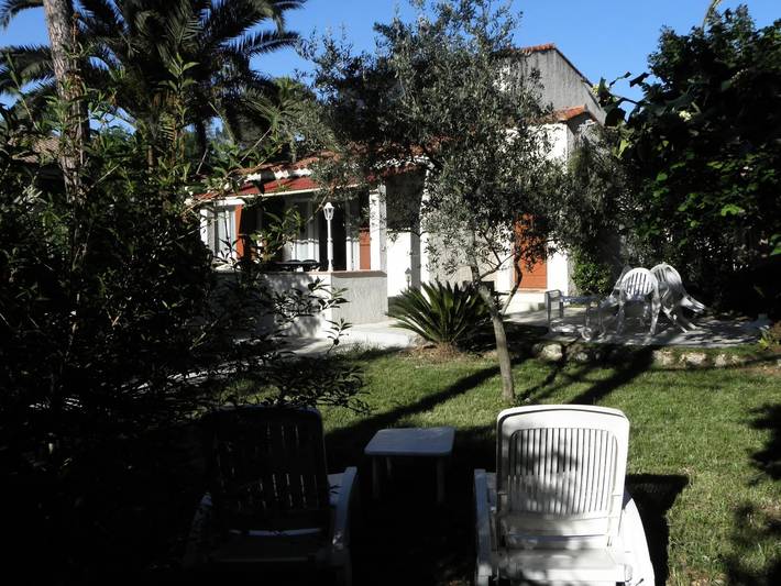 Villa pour 6 personnes, avec terrasse, animaux acceptés à Le Cannet - 2