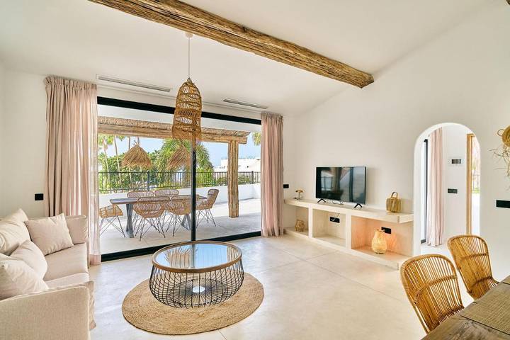 Villa for 6 people, with Terrace and Pool as well as View in Costa Adeje