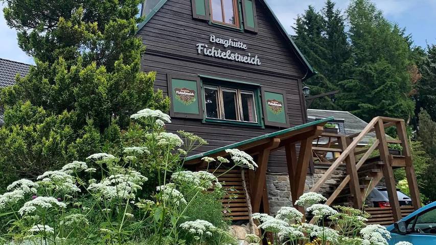 Chalet für 8 Personen, mit Terrasse, mit Haustier im Erzgebirge