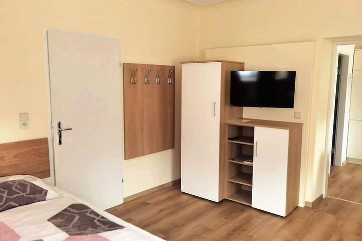 Ganze Wohnung, Ferienwohnung Nr. 1 mit Rundblick in Hohe Tauern, Obervellach