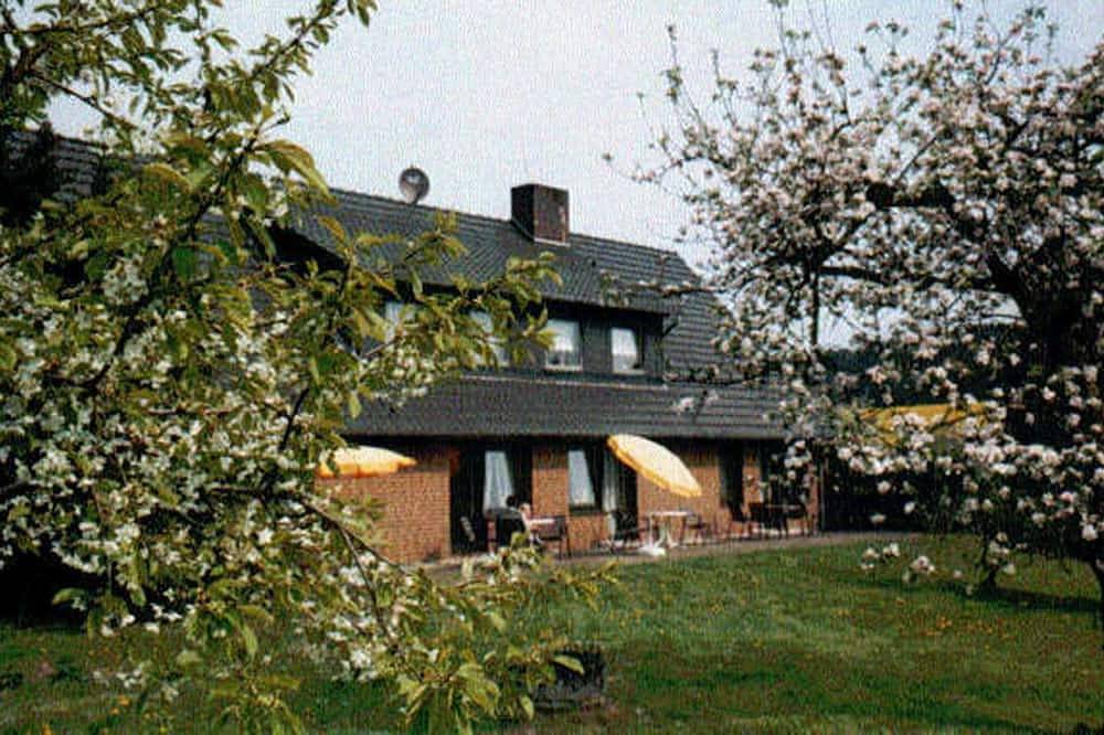 Ganze Wohnung, Urlaub inmitten der Natur für Familie mit und ohne Hund in Nahrendorf, Lüneburger Heide
