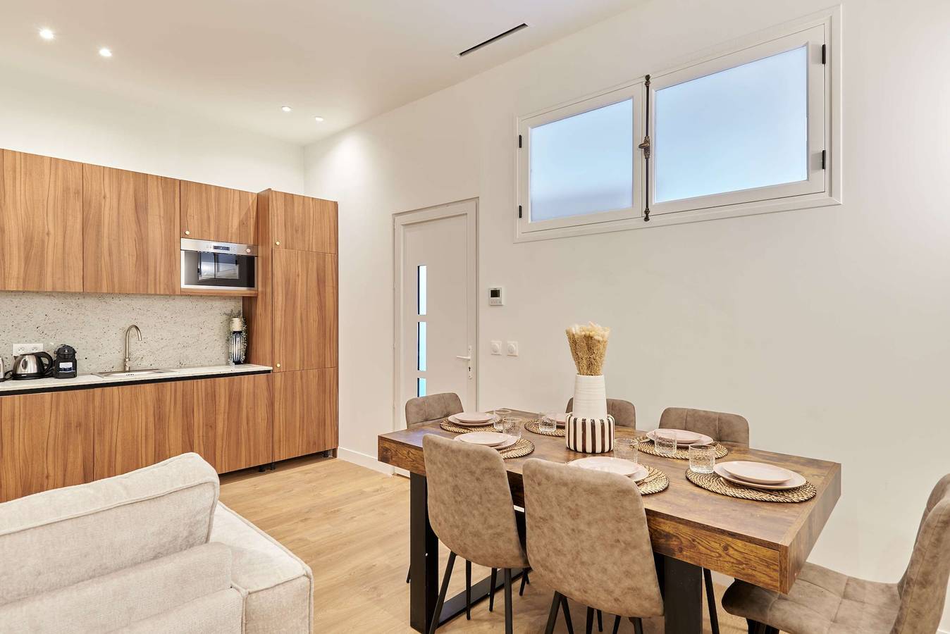 Entire apartment, Superb Apartment Ac – Buttes-Chaumont in Paris, Ile de France