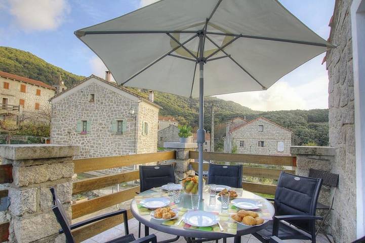 Location de vacances pour 5 personnes, animaux acceptés à Casalabriva - 3