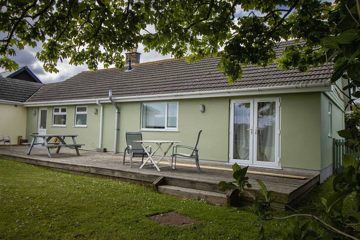 Holiday rental for 8 people, with balcony in Porthtowan