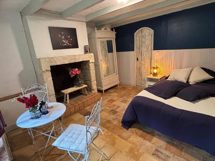 Chambre d’hôte pour 2 personnes, avec terrasse ainsi que vue et jardin