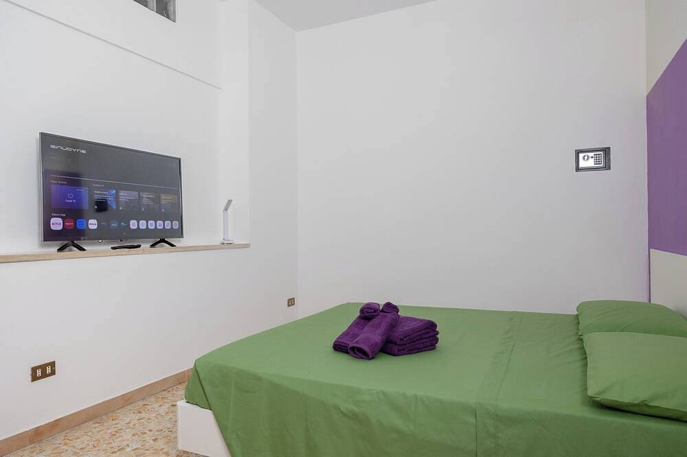 Entire apartment, Appartamento Sopra con vista mare mozzafiato in Gaeta, Latina Province