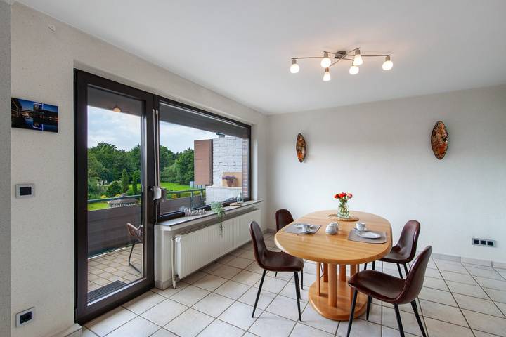 Hel lejlighed, Apartment 'Ruhrpott Residenz - 3 Zimmer - 70qm' with Balcony and Wi-Fi in Oberhausen, Ruhr-distriktet
