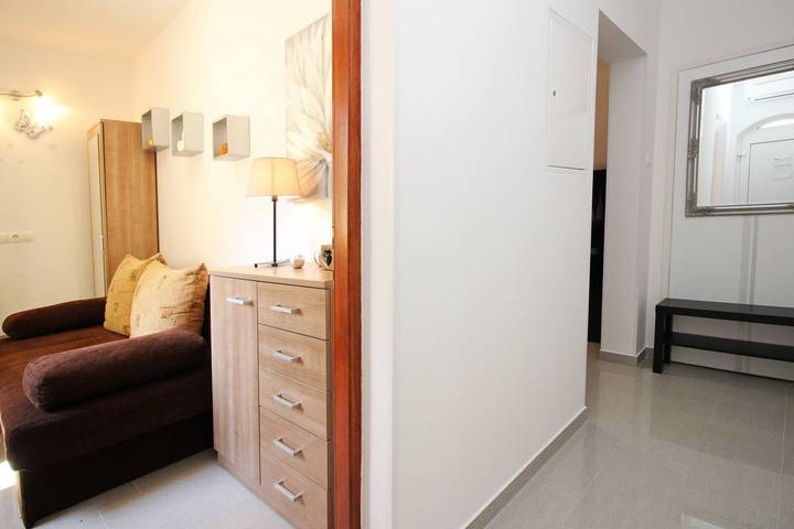 Ganze Wohnung, Apartment Zarok Beach Holiday A2 - near the Beach, with Terrace in Zarok, Baska