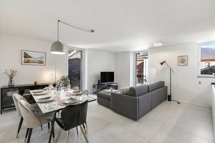 Apartamento entero, Corte di Ascona 4 with Balconies for 8 in Ascona, Alpes Ticineses y del Verbano