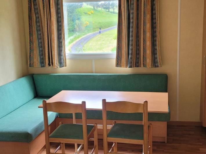 Mobil home pour 5 personnes, avec terrasse à Champagnac-le-Vieux - 4