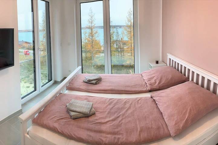 Ferienhaus für 6 Personen, mit Balkon und Sauna am Hainer See
