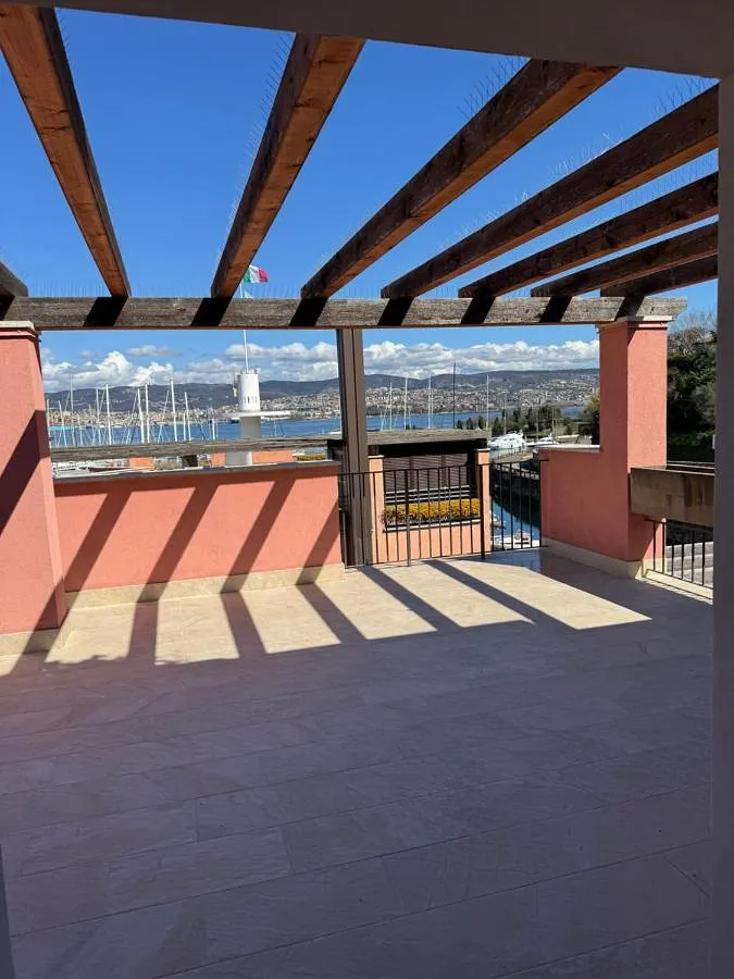 Appartement de vacances pour 4 personnes, avec piscine et vue sur le lac ainsi que vue et jardin, adapté aux familles - 1