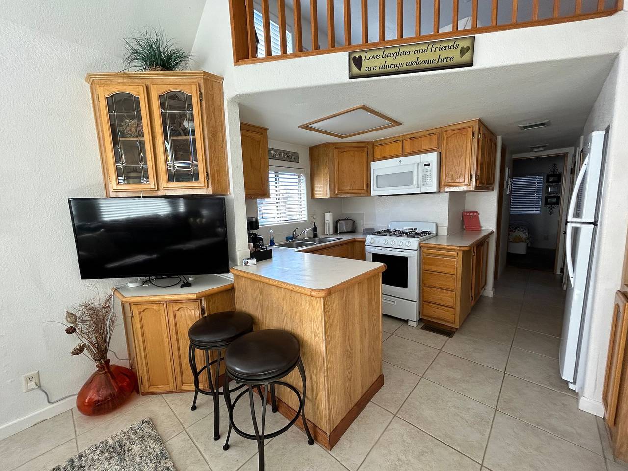 Entire apartment, Oceanview Cabin 18 with Private Jacuzzi  in Del Norte County