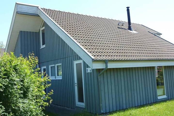 Ferienhaus für 6 Personen, mit Sauna und Whirlpool sowie Garten und Balkon in Rechlin - 4