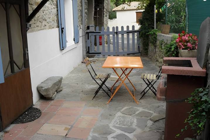 Gîte pour 4 personnes, avec terrasse dans l' Hérault - 2