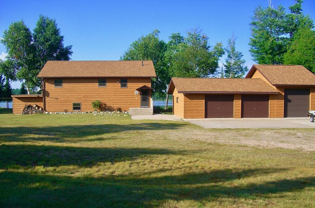 Abgeschiedenes 4Br Haus am Lac Vieux Desert mit 370 Fuß am Seeufer, Privatstrand in Gogebic County